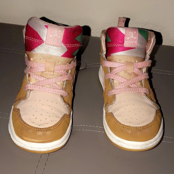 Jordan 1 10c toddler - Picture 2 of 7